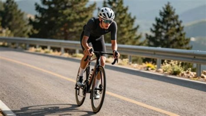How do you descend on a road bike?