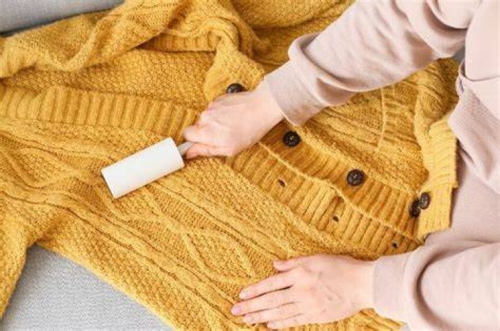 How do you get pills out of a cashmere sweater?