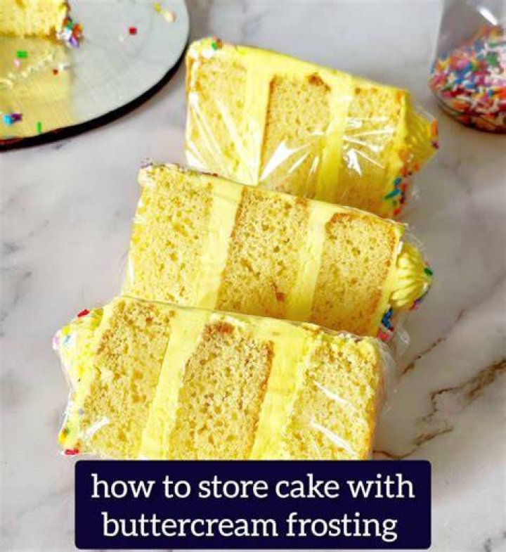How do you store cake with frosting?