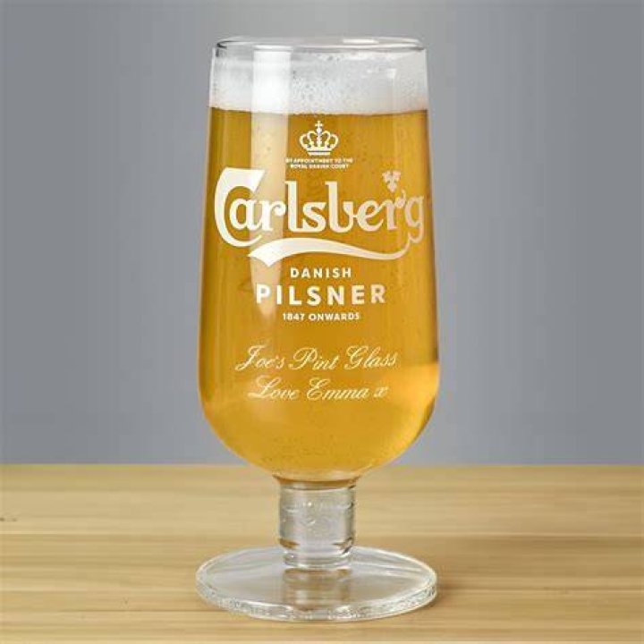 Is beer better in a glass?