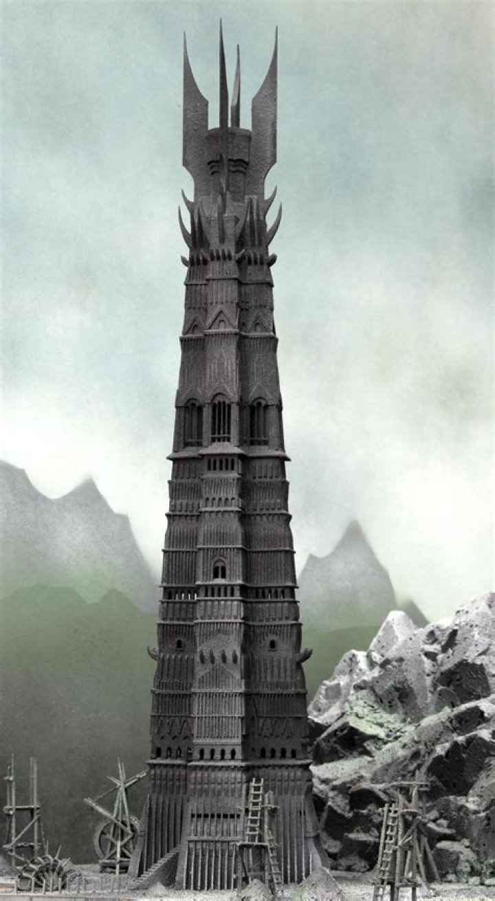 What is Saruman's tower called?